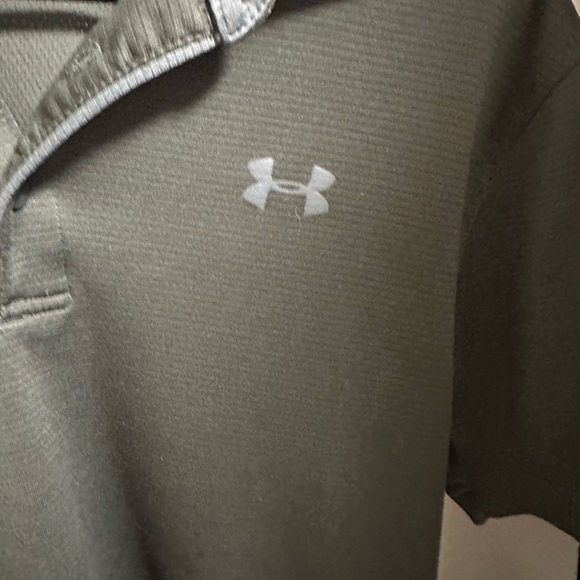 Under Armour Hunter green polo - Picture 3 of 3